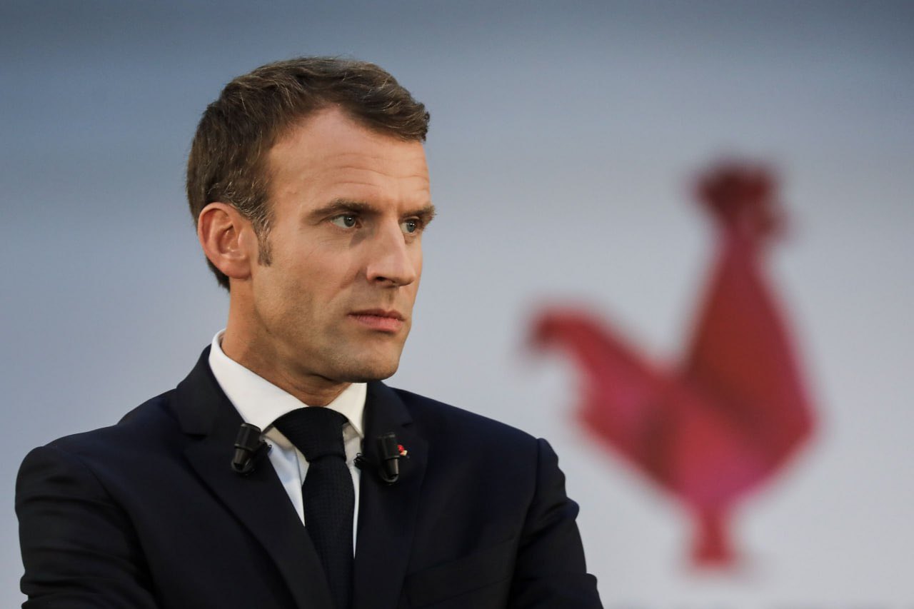 Macron on Putin’s peace talks offer