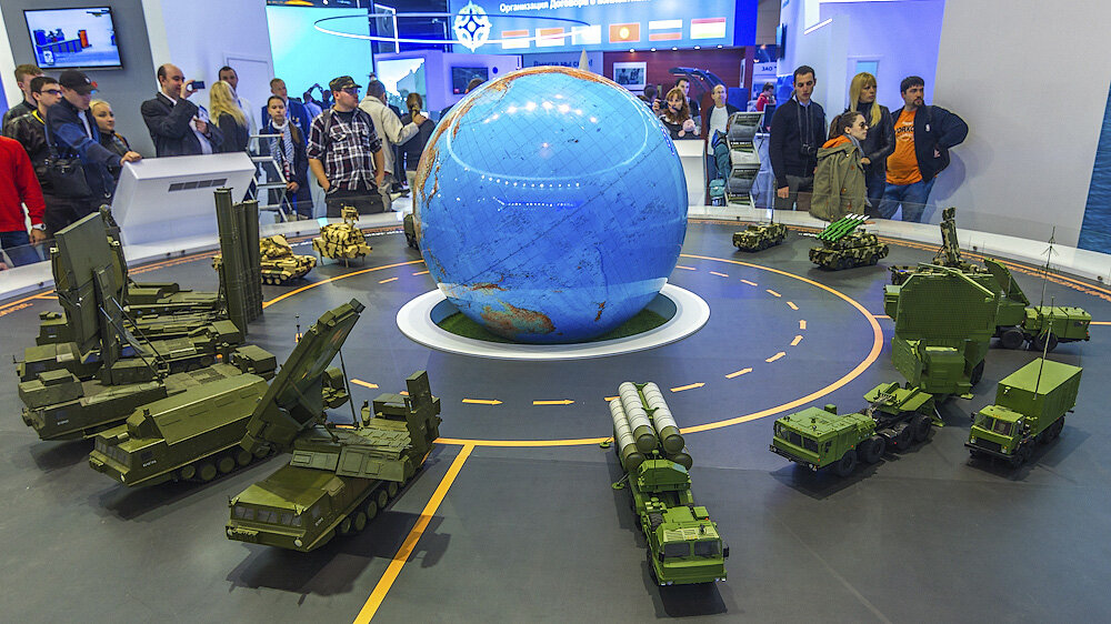Russian arms exports plummet 92%, war’s end needed for recovery