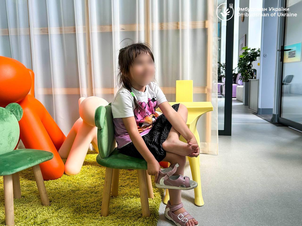 Ukraine returns 12 children from occupied territories