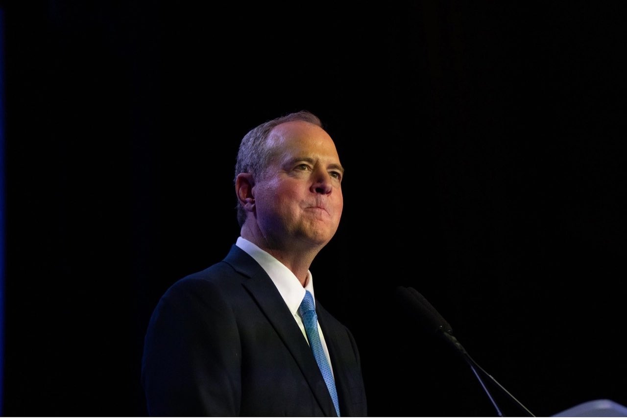 US Senator Schiff introduces legislation to expose Russian chemical weapons