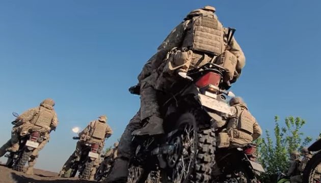 Ukraine forms first assault motorcycle unit to counter Russian speed attacks