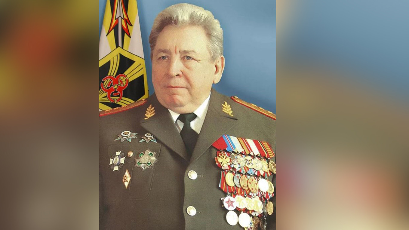 Former Russian CBRN chief Petrov commits suicide in Moscow