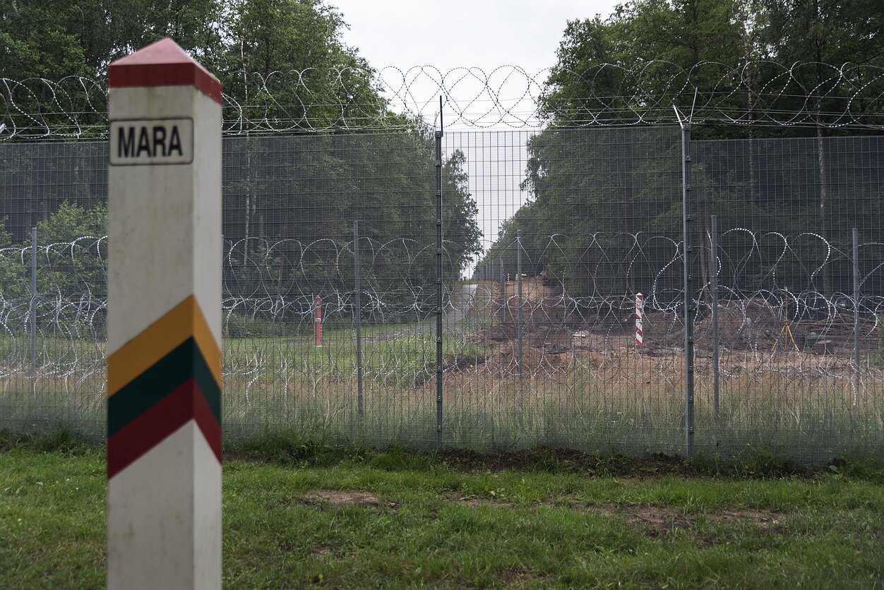 Lithuania Modernizes Suwalki Corridor Amid Russian Attack Threat