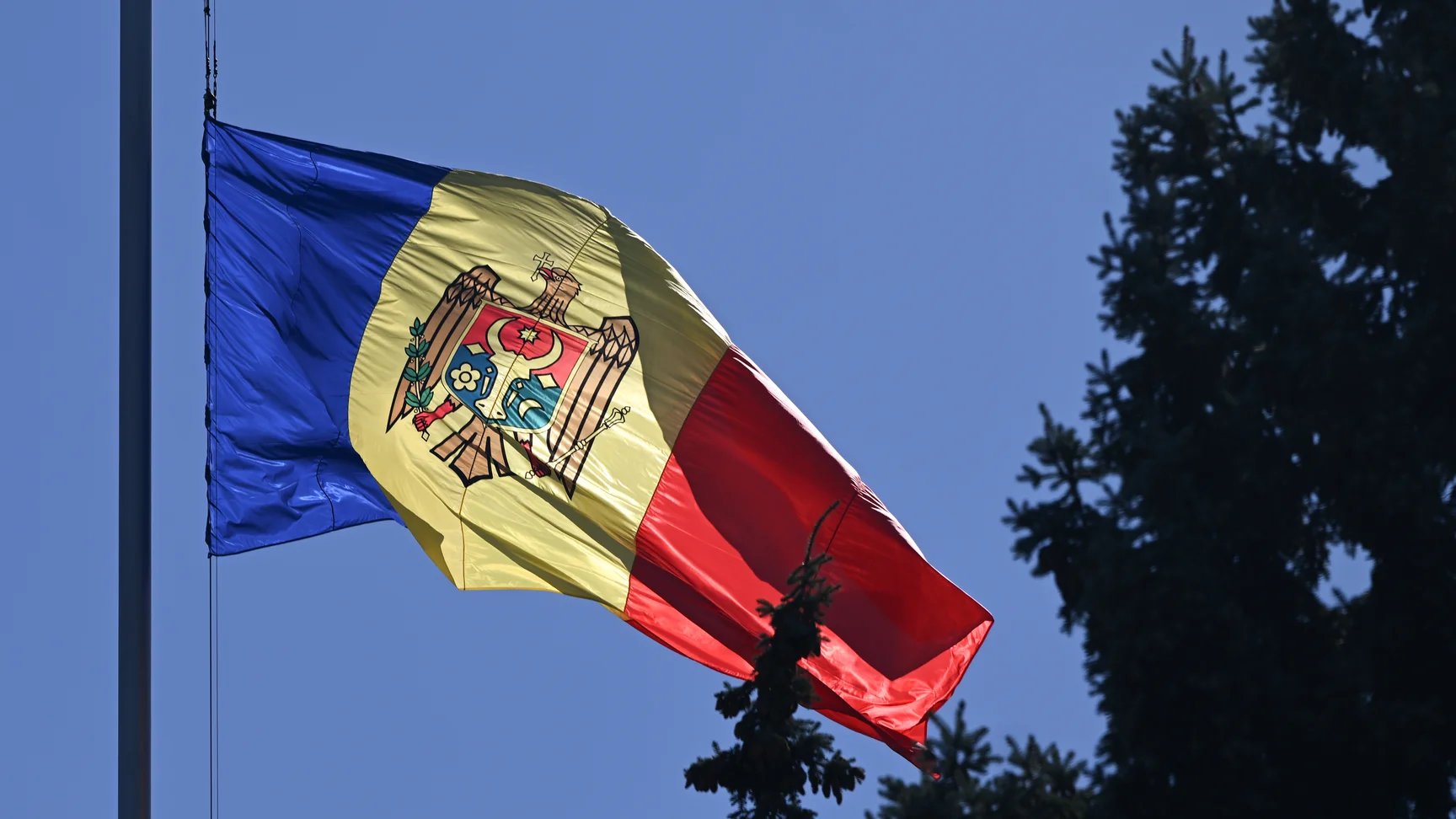 Moldova’s cross-border power line cut off due to Russian attacks in Ukraine
