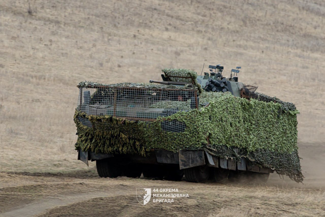 Rosomak APCs de la 44e Brigade mécanisée polonaise