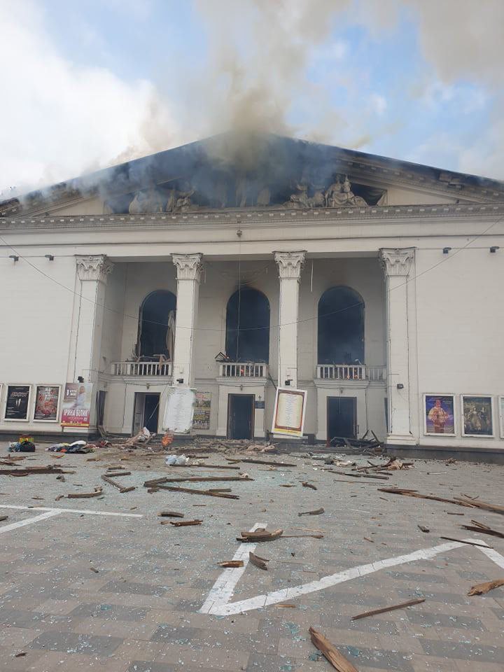Aftermath shelling of Mariupol theatre