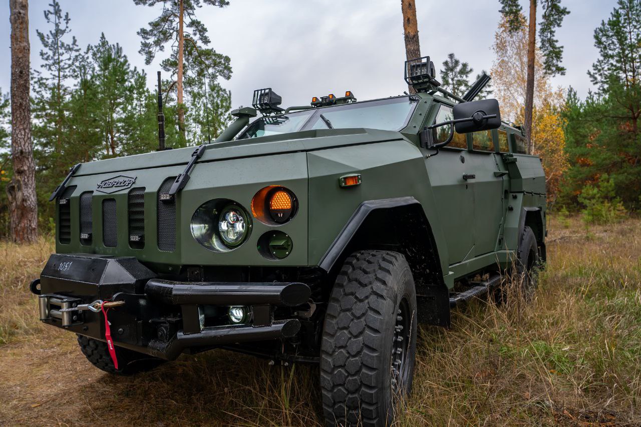 Latest medical evacuation vehicles delivered to National Guard