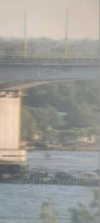 Photo of ferry-pontoon crossing near Antonovsky bridge