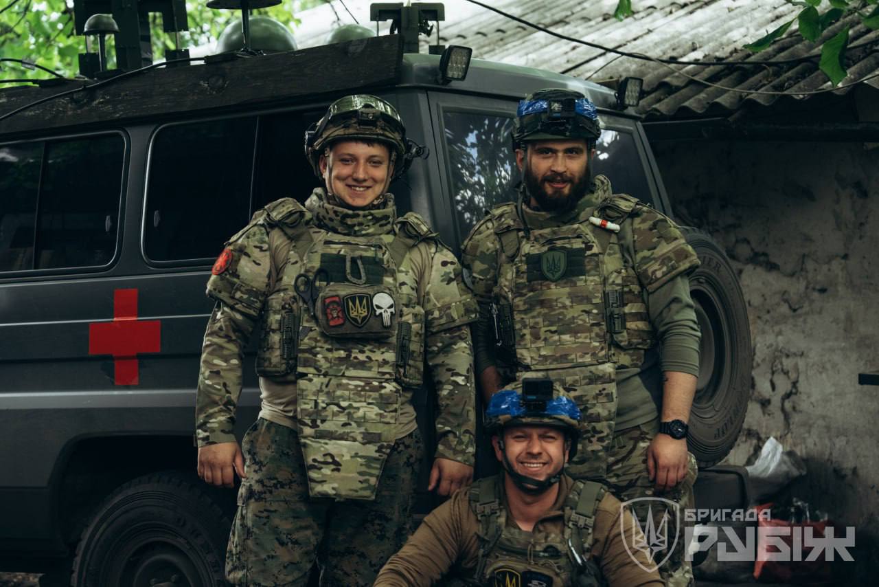 Good morning and have a good Sunday from Rubizh Brigade!