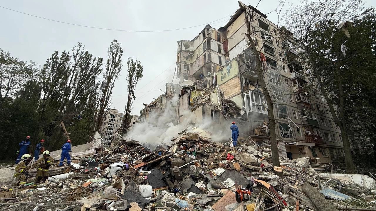 Russian drone barrage on Kyiv kills eight including child