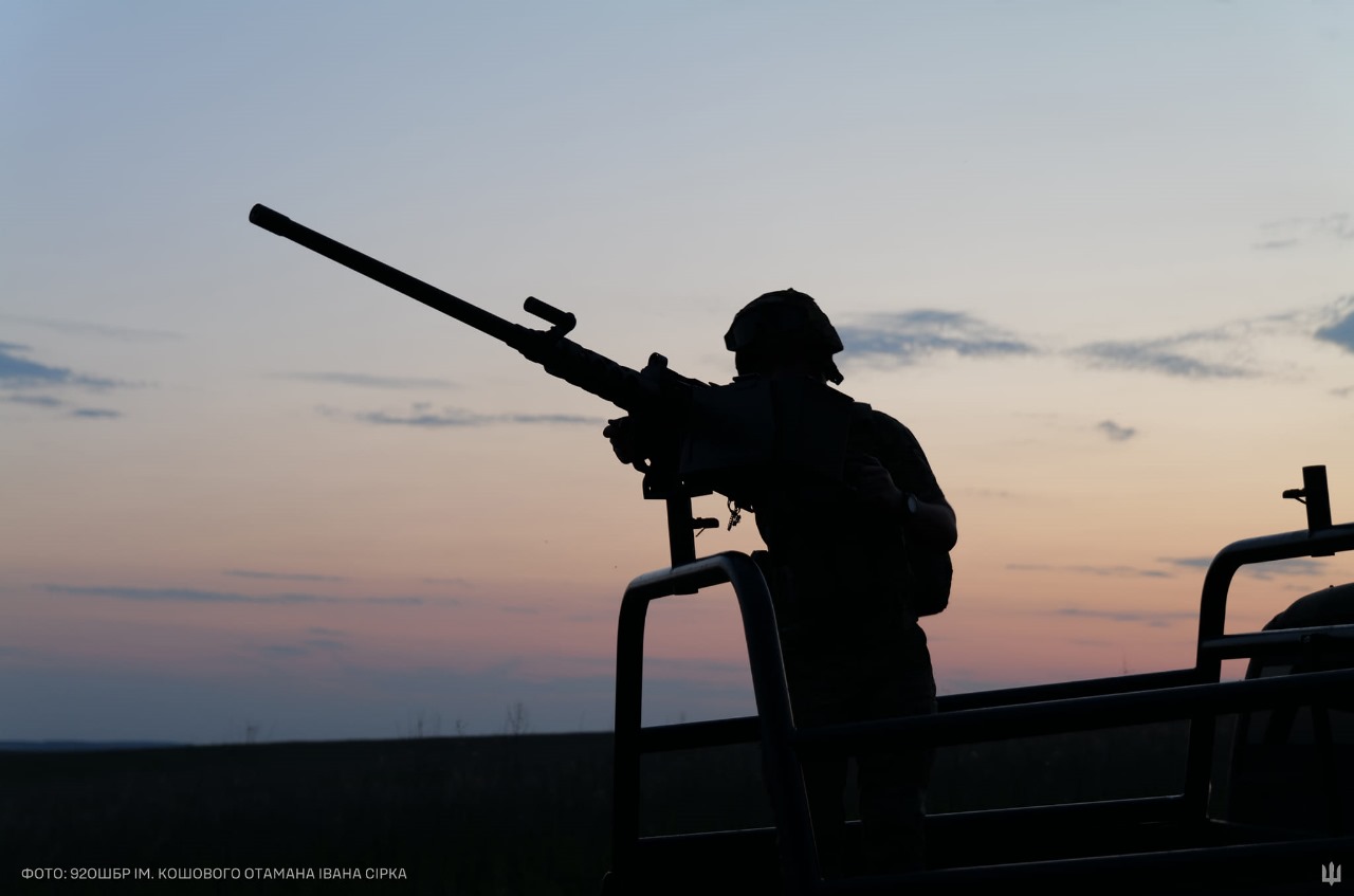 Silhouettes tell stories without words