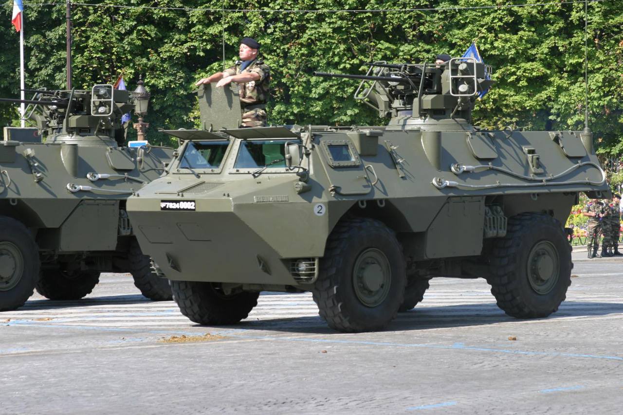 France sends written-off VAB armored vehicles to Ukraine as priority