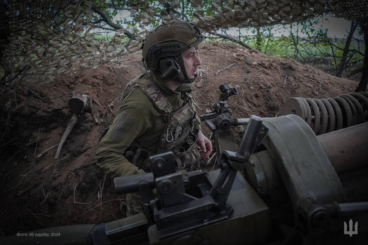 L-119 in service with 95th Air Assault Brigade
