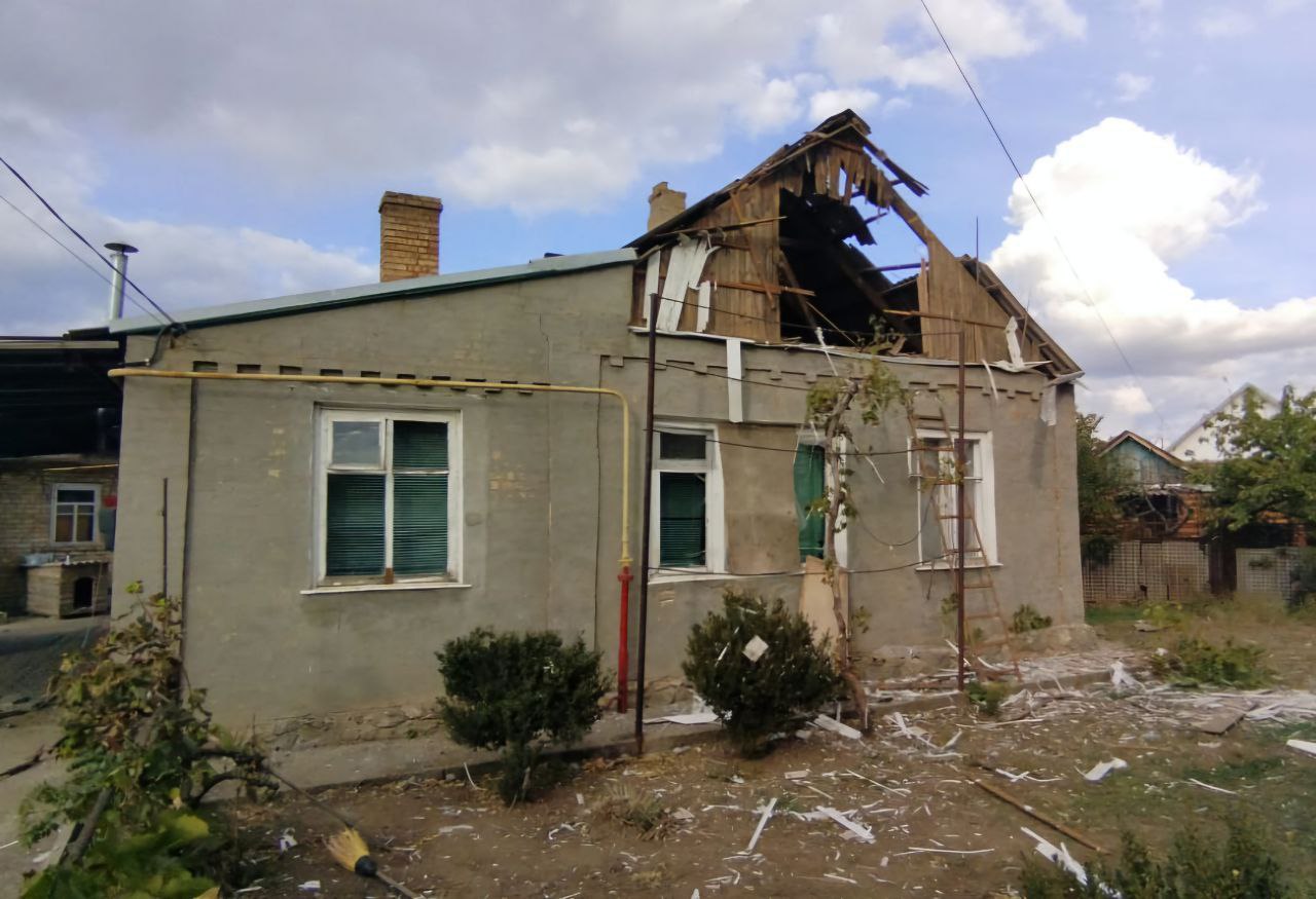 Russian Attacks on Dnipropetrovsk Oblast: Explosions and Damage