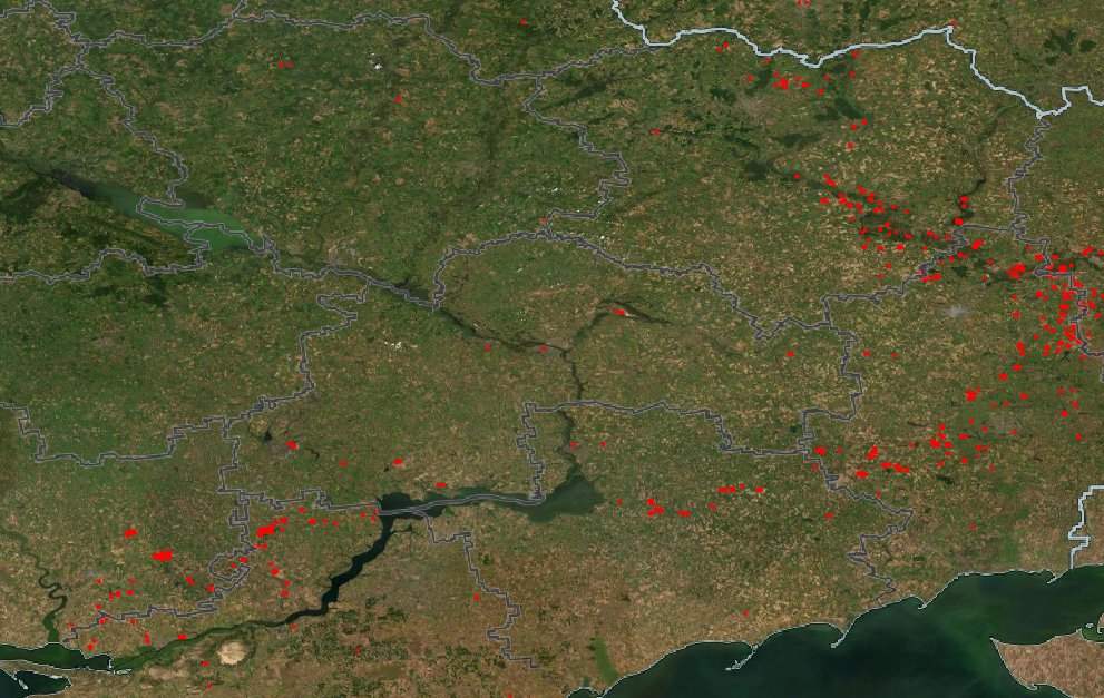 Wildfires visible on 800km frontline from Kherson to Kharkiv due to dry, hot weather.