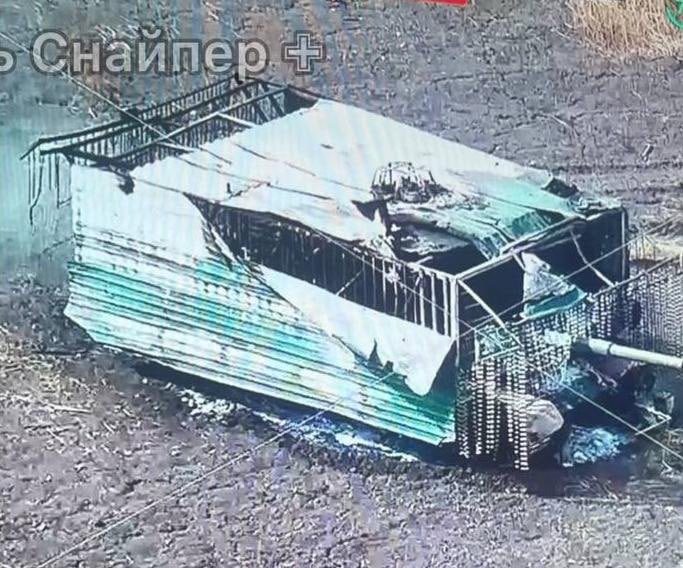 Russian tank turtle on fire in Donetsk region