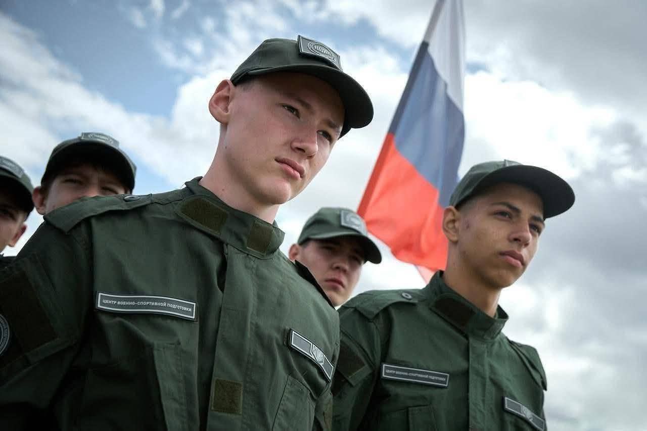 Russia militarizes Ukrainian teens, violating international law