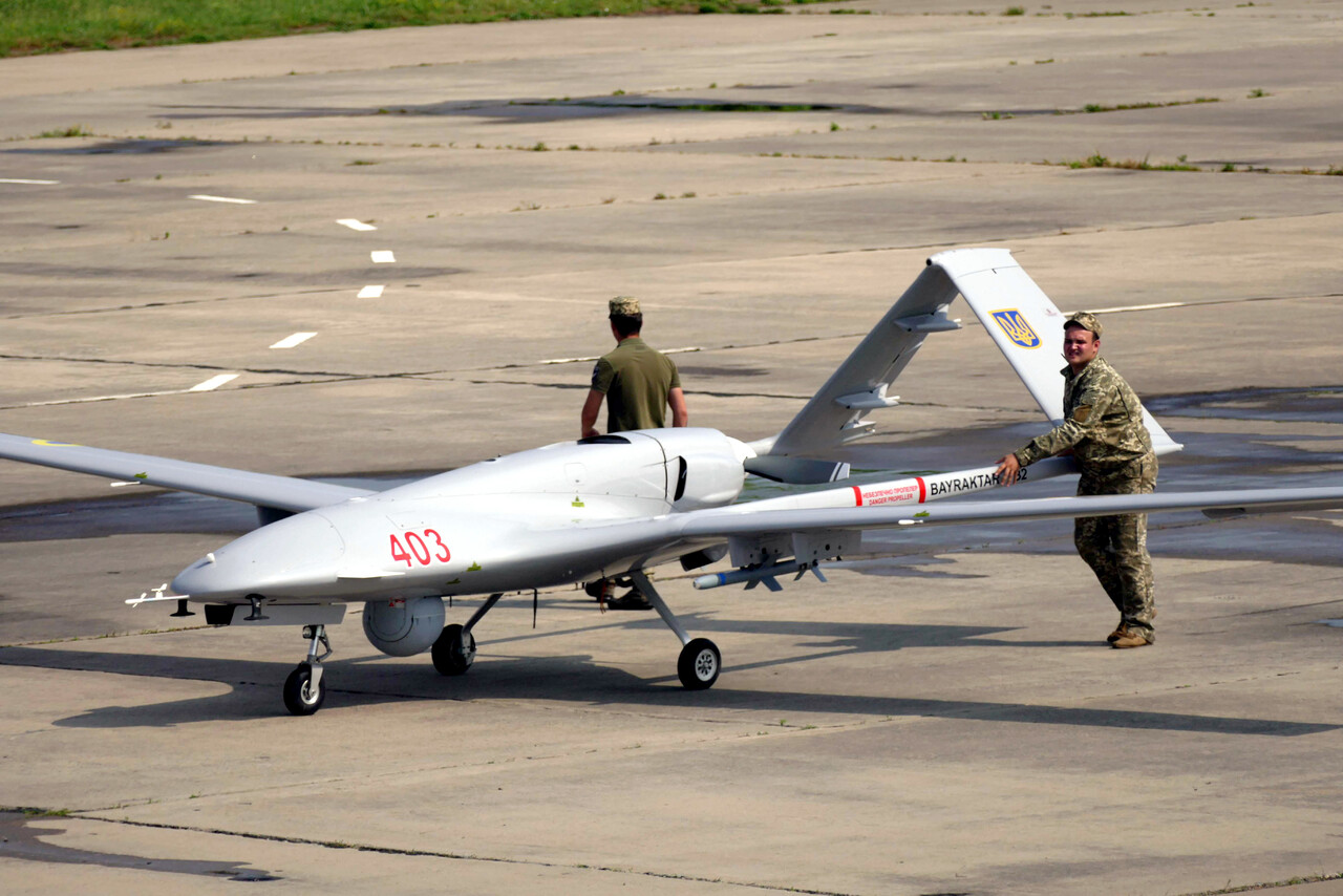 Ukraine Plans to Produce Bayraktar Drones Domestically from 2025