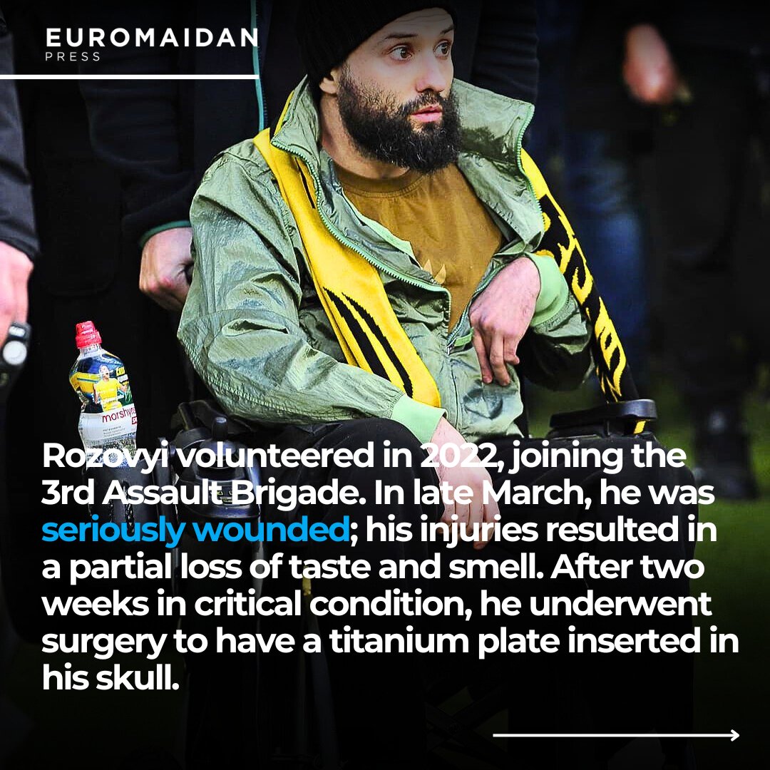 Wounded comedian and soldier kicks off final football match