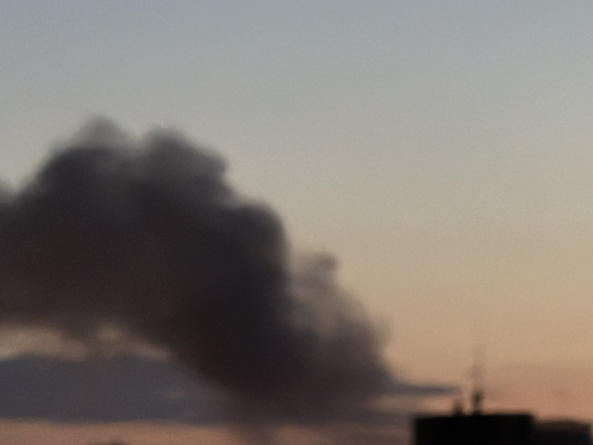 Cruise missiles strike central Kyiv
