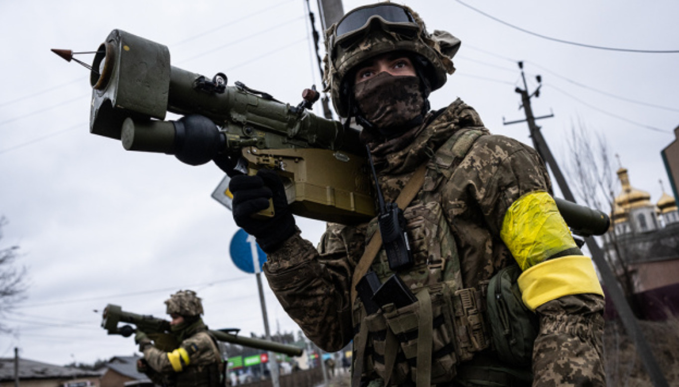 Zelensky: Ukraine needs equipment and personnel for offensive