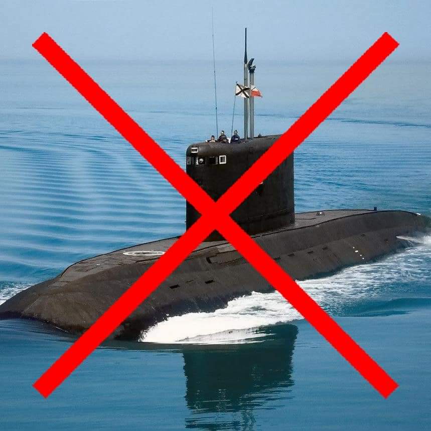 Ukraine strikes Russian submarine and S-400 in Crimea