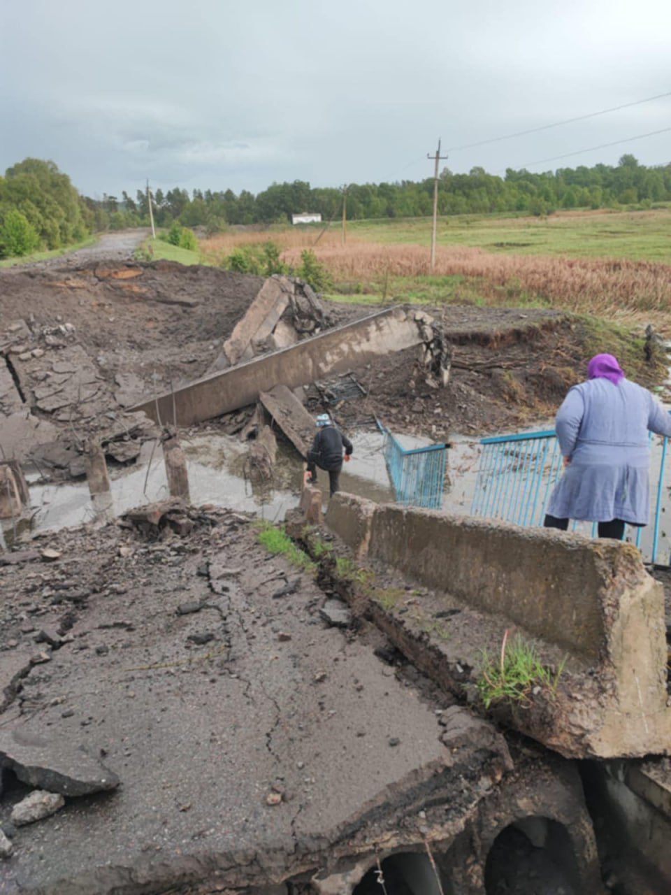 The Yamne Bridge destroyed by explosion