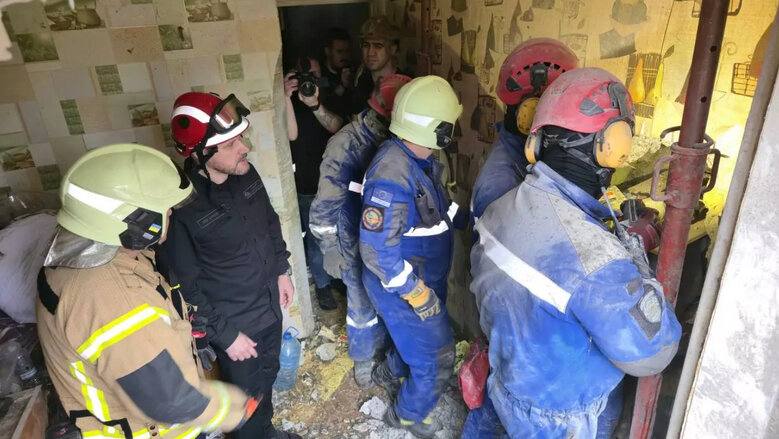 Man pulled from rubble in Kyiv after Russia strike