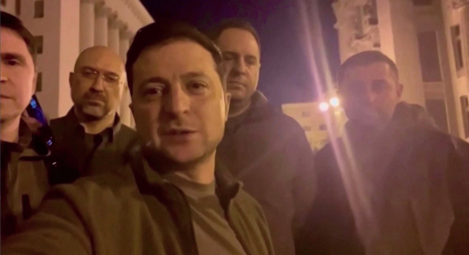 Zelensky: resilience and leadership at the heart of the moment