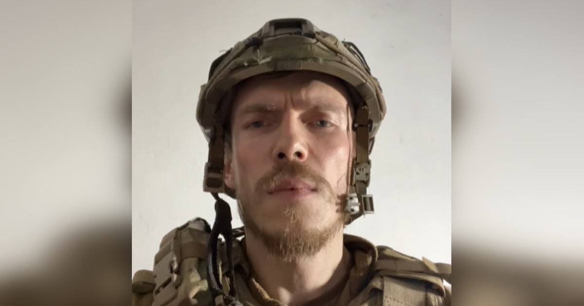 Azov commander calls wife, reports satisfactory conditions with food and water