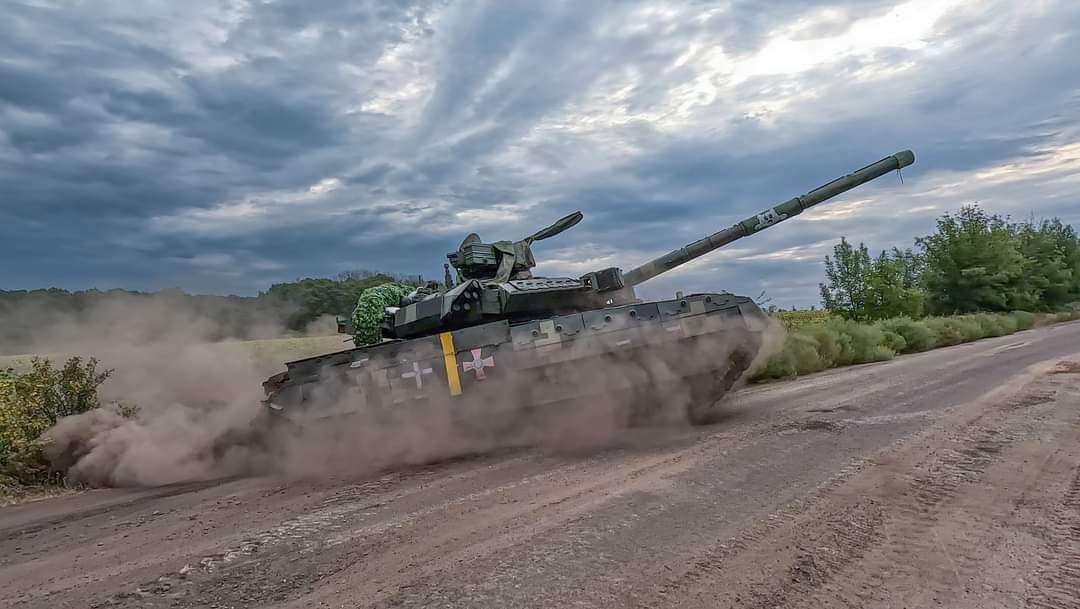 Rare Ukrainian BM Oplot tank model, 2000 Murchyk