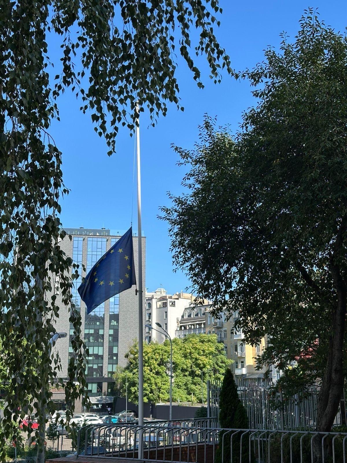 Russian attacks on Ukrainian cities are brutal