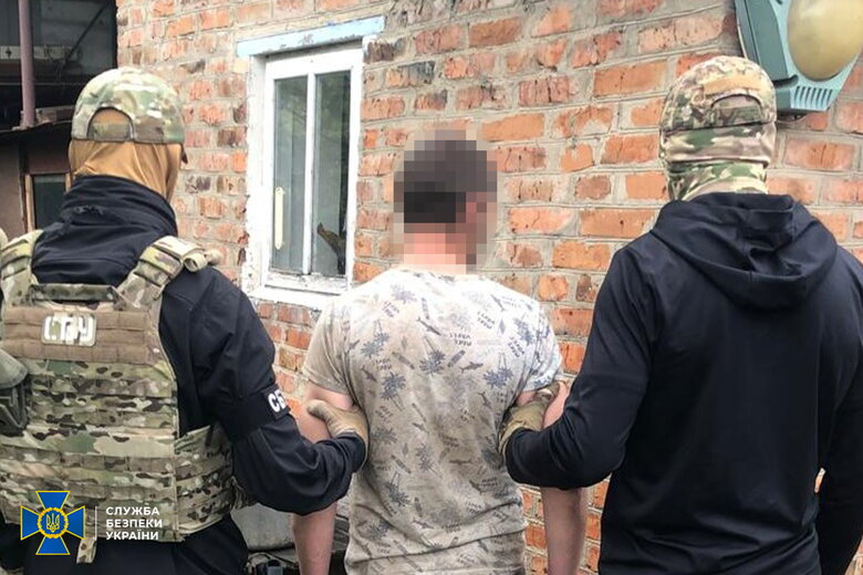 SBU detains Russian agent planning strike on Khmelnytskyi airfields