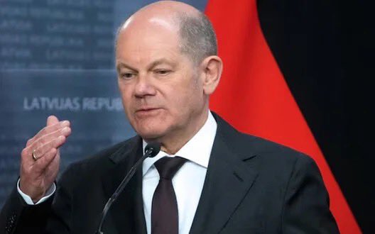 Scholz against using German weapons to strike Russia