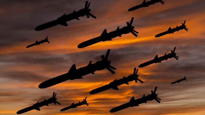Russians launched massive missile strike: explosions in regions