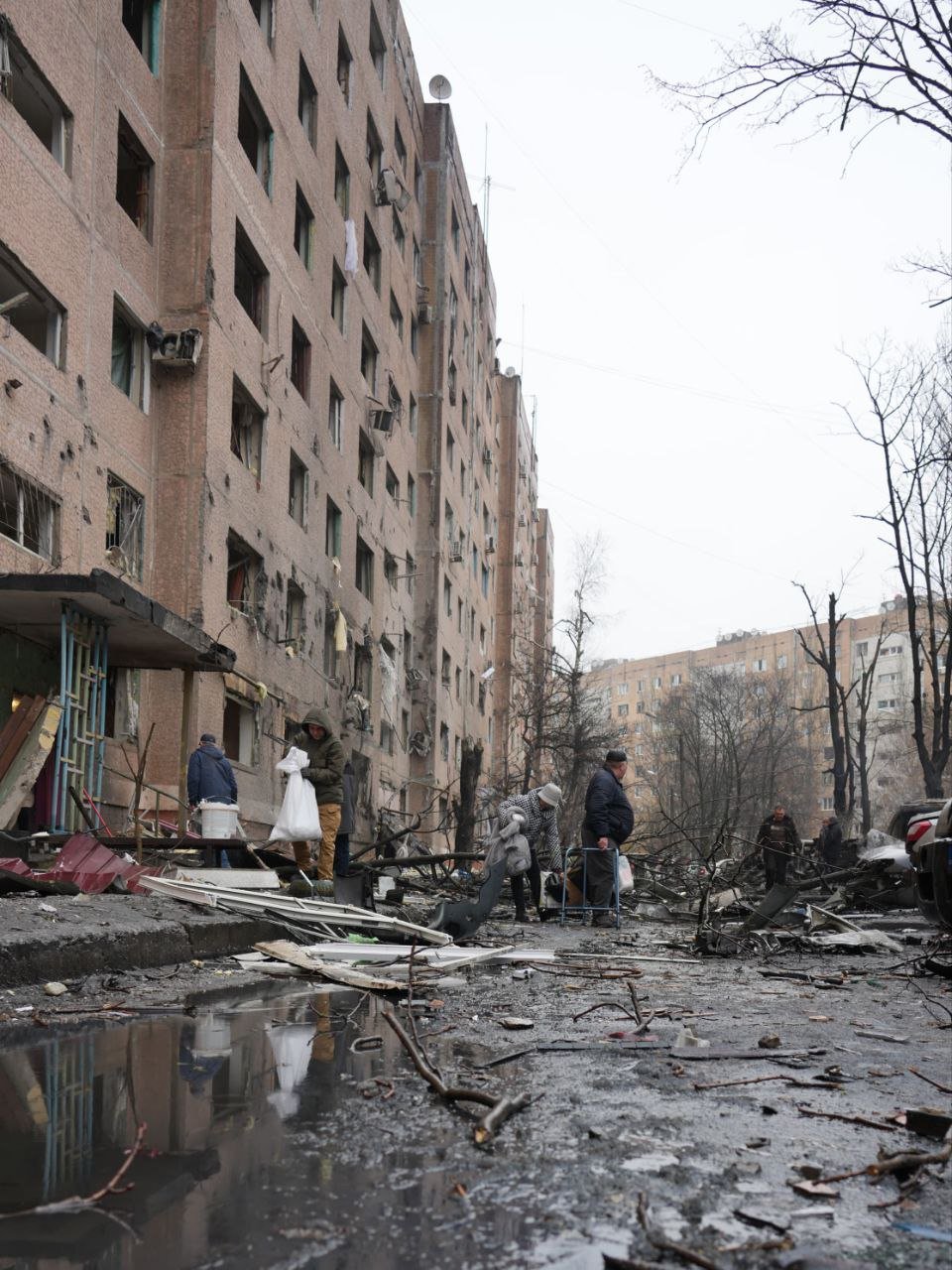 Russian strike on Kramatorsk kills woman, injures six