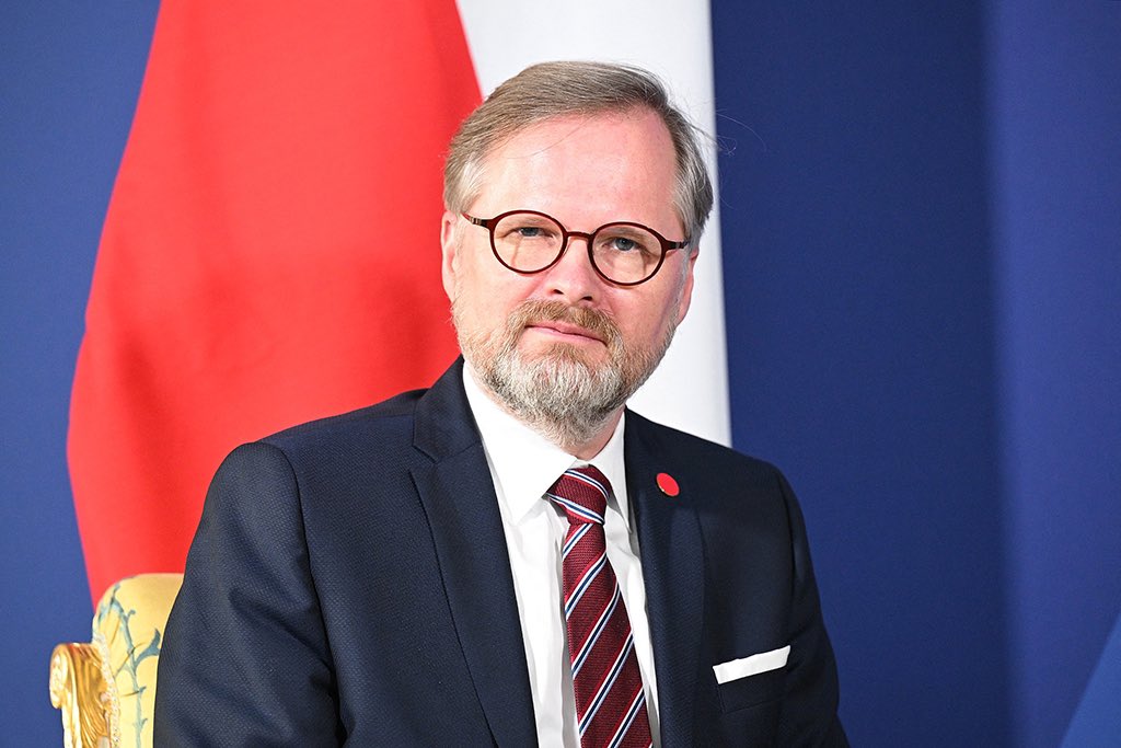 Czech PM Fiala supports lifting ban on Ukraine striking Russia