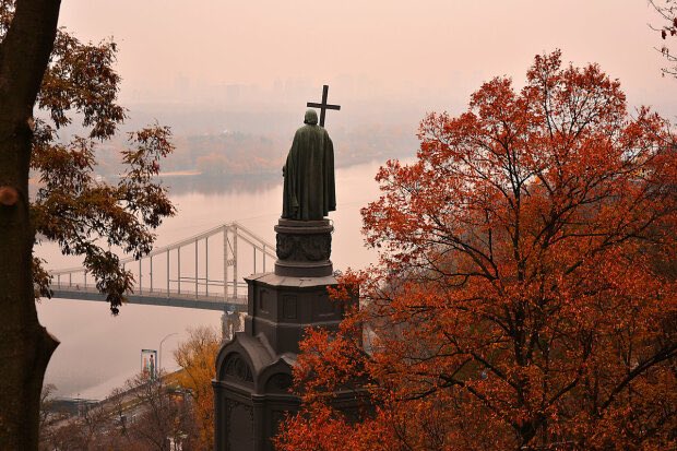 Summer ends, tough fall ahead, Ukraine grateful for support.