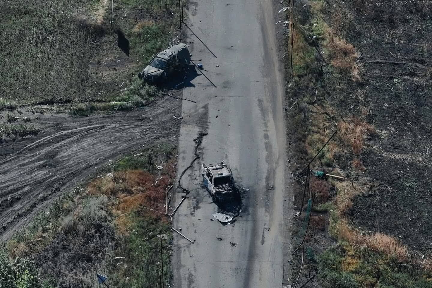 Soldats en route vers Pokrovsk sous les drones