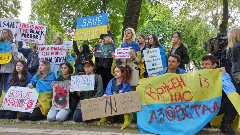 Protest in Kyiv in support of Mariupol defenders