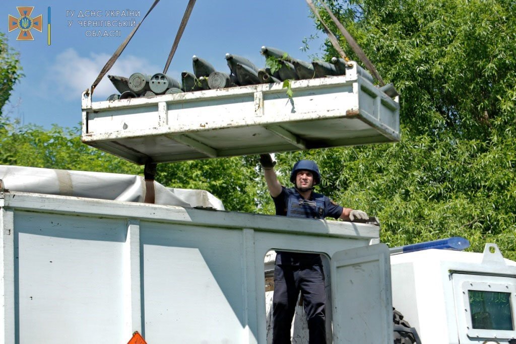 Ukraine defuses 152,360 explosive items including 1,998 aerial bombs