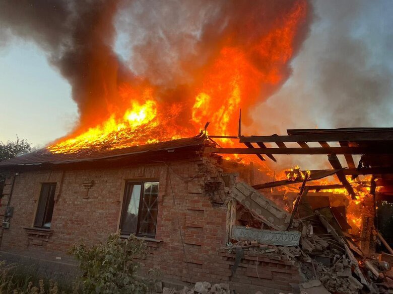 Occupants shell Dnipropetrovsk region: 4 injured