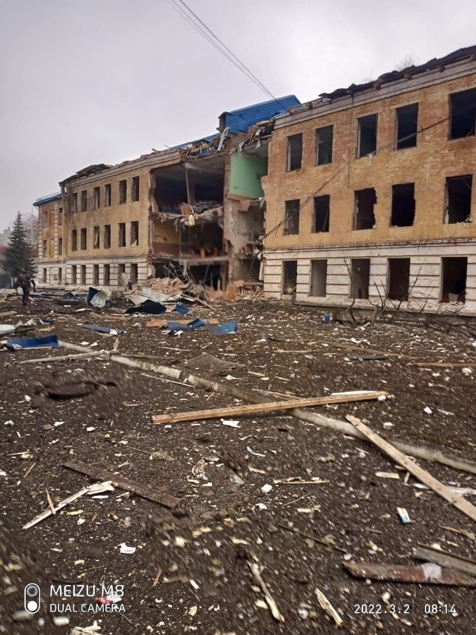 Russian missile strike hit Sumy; 5 civilians injured