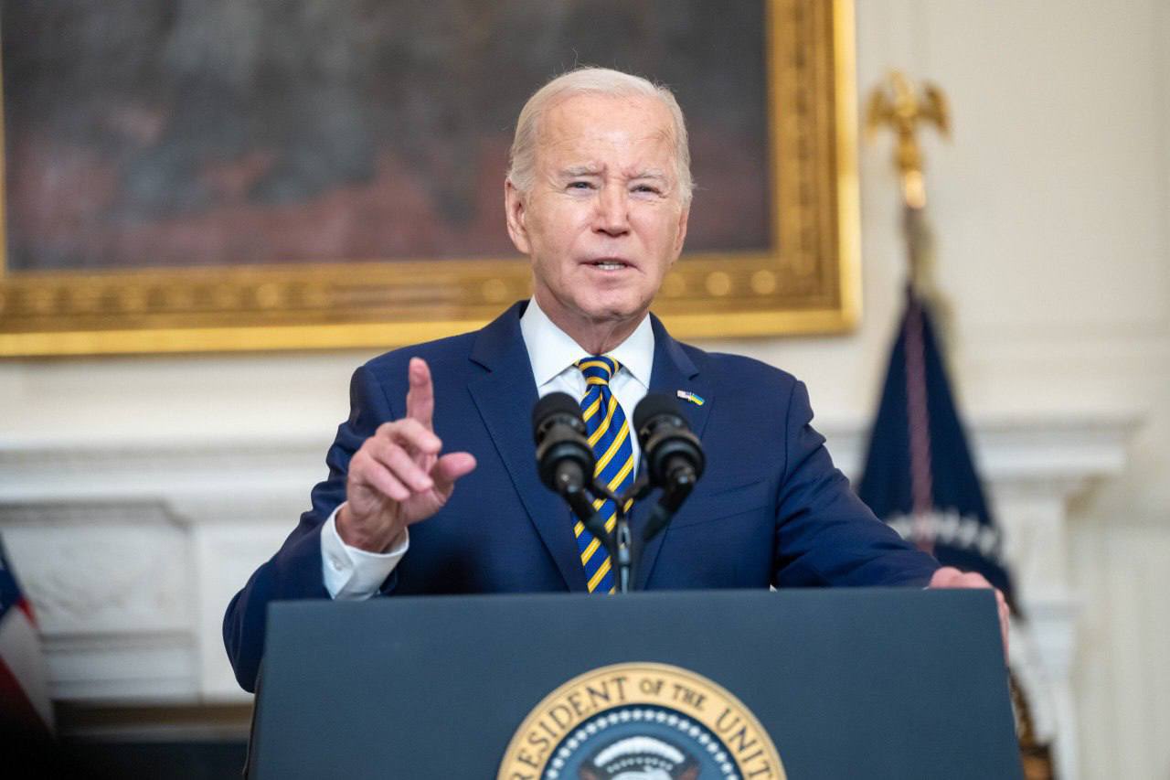 Biden condemns Russian Christmas attack, speeds Ukraine weapons