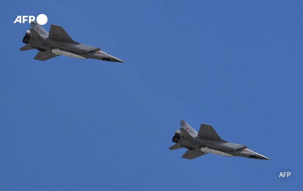Hypersonic Missiles in Ukraine: Political Pressure, Not Operational Momentum