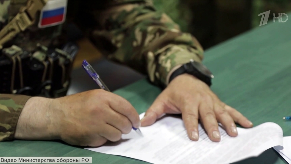 Russian conscripts’ families accuse army of contract fraud