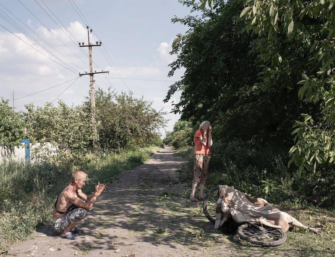 Relatives mourn Nastia 13 killed in mortar attack