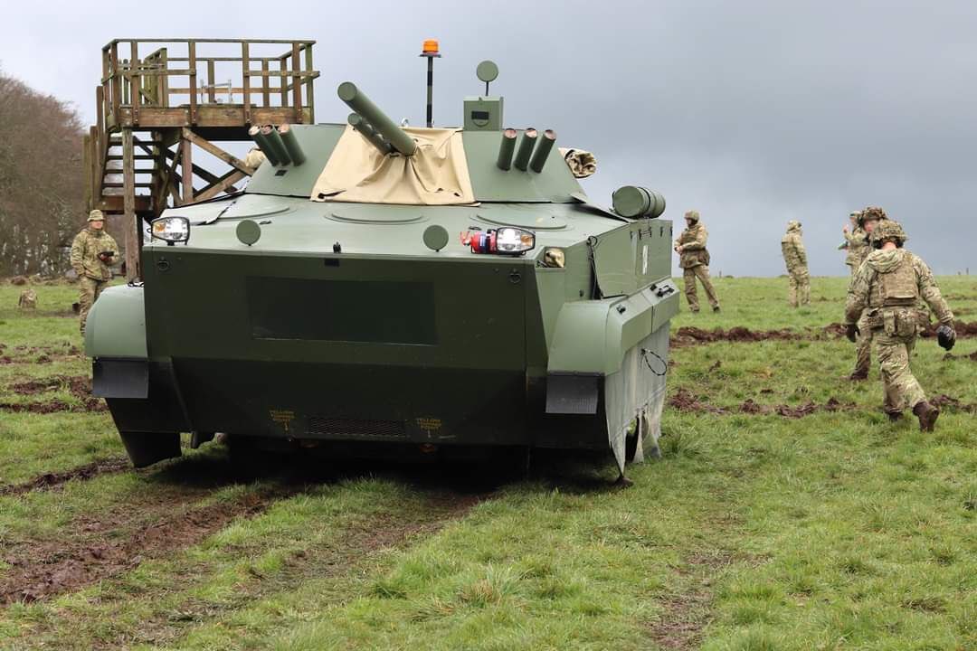 Ukrainian military trains with decoy BMP-3 under New Zealand instructors