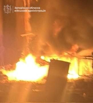 Russian strikes hit Zaporizhzhia residential area