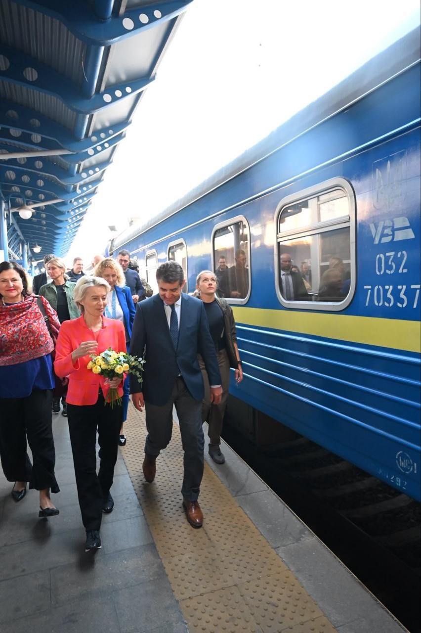 European Commission President Ursula von der Leyen arrives in Kyiv